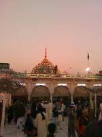 Urs Mubarak Darbar hazrat Data Ganj Bakhsh 23 Jan 2011 Photos 010.jpg